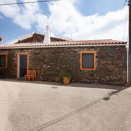 Recanto D'aldeia * 알쿠팀